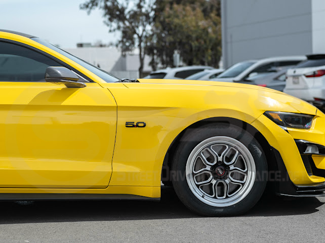 2015-2023 FORD MUSTANG W/ SIGNAL LIGHT | CARBON FIBER SIDE MIRROR CAP COVER PAIR